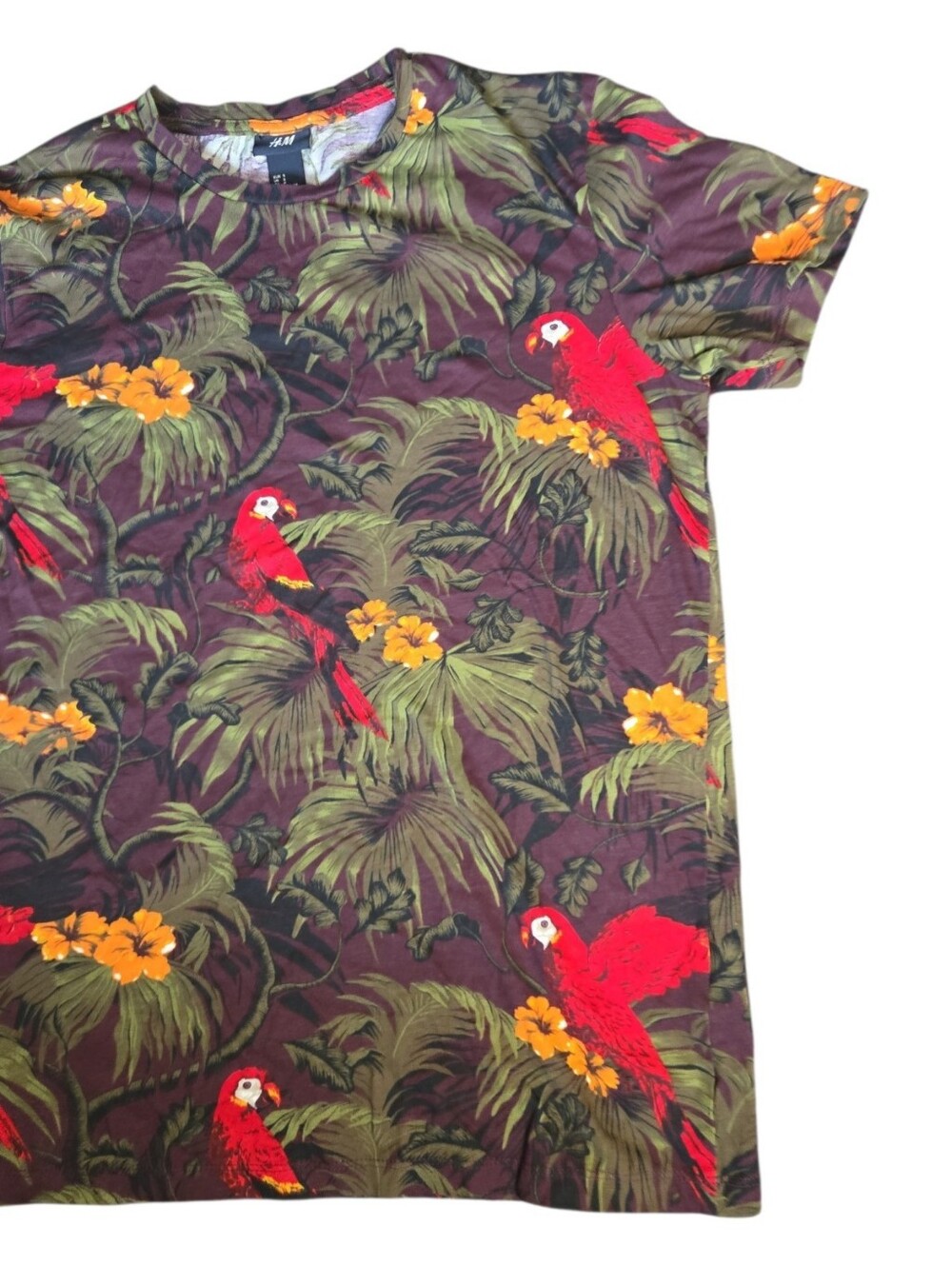 H&M Short Sleeve Tee with Red Parrot Tropical Print on Purple